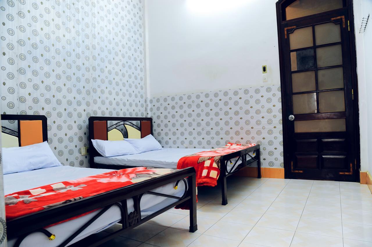 Queen Homestay Hue Exterior photo