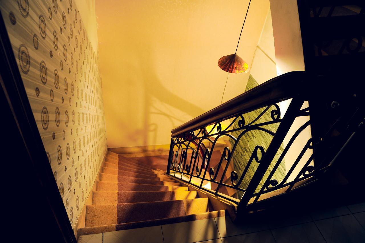 Queen Homestay Hue Exterior photo