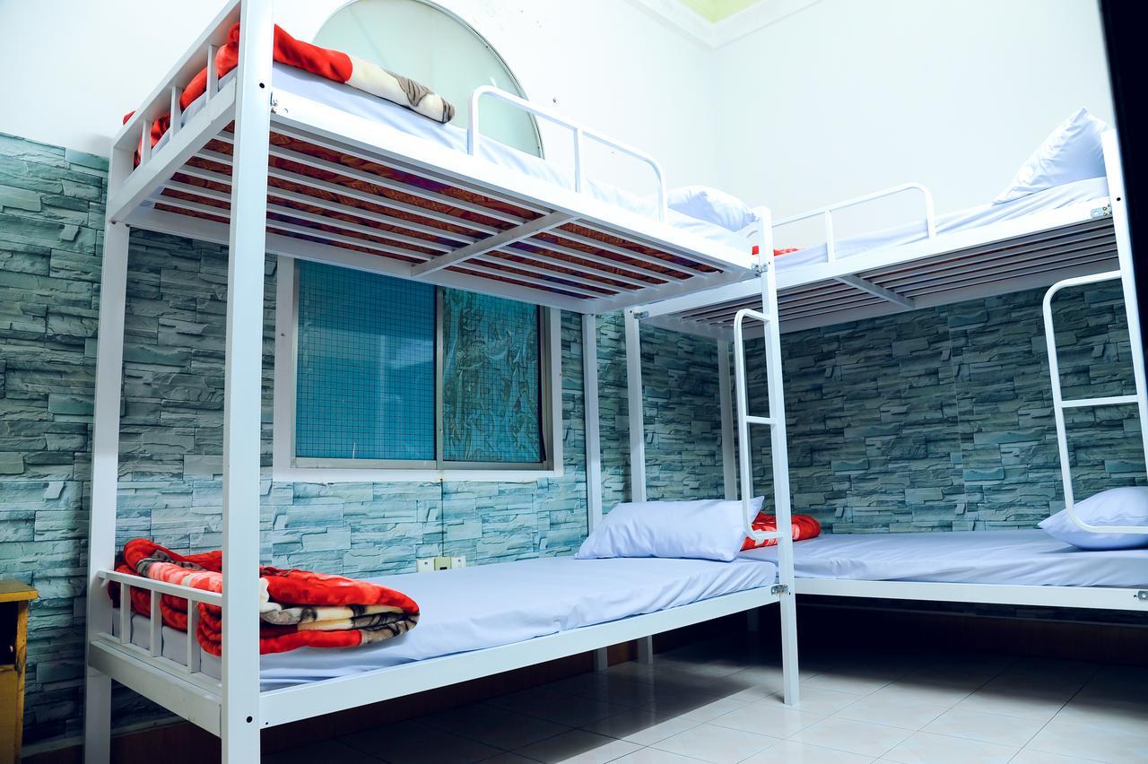 Queen Homestay Hue Exterior photo
