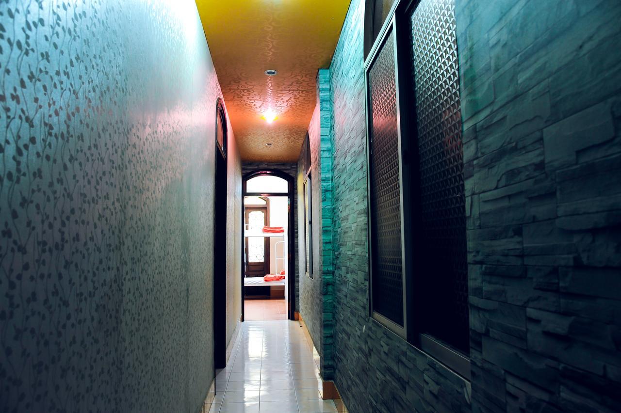 Queen Homestay Hue Exterior photo