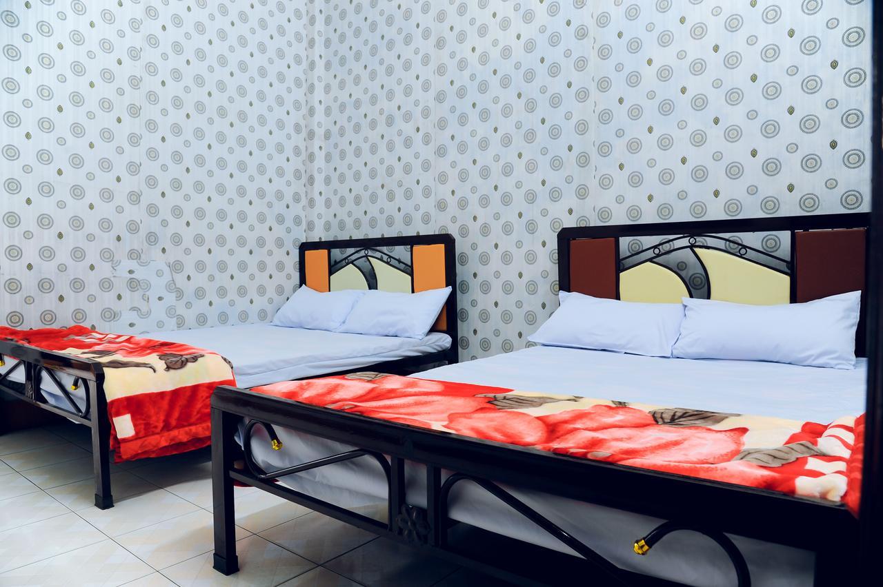 Queen Homestay Hue Exterior photo